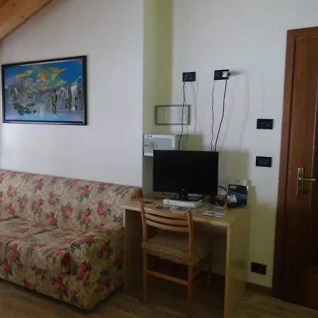 Hotel Genzianella 3*