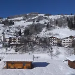Genzianella Szálloda Presenaio